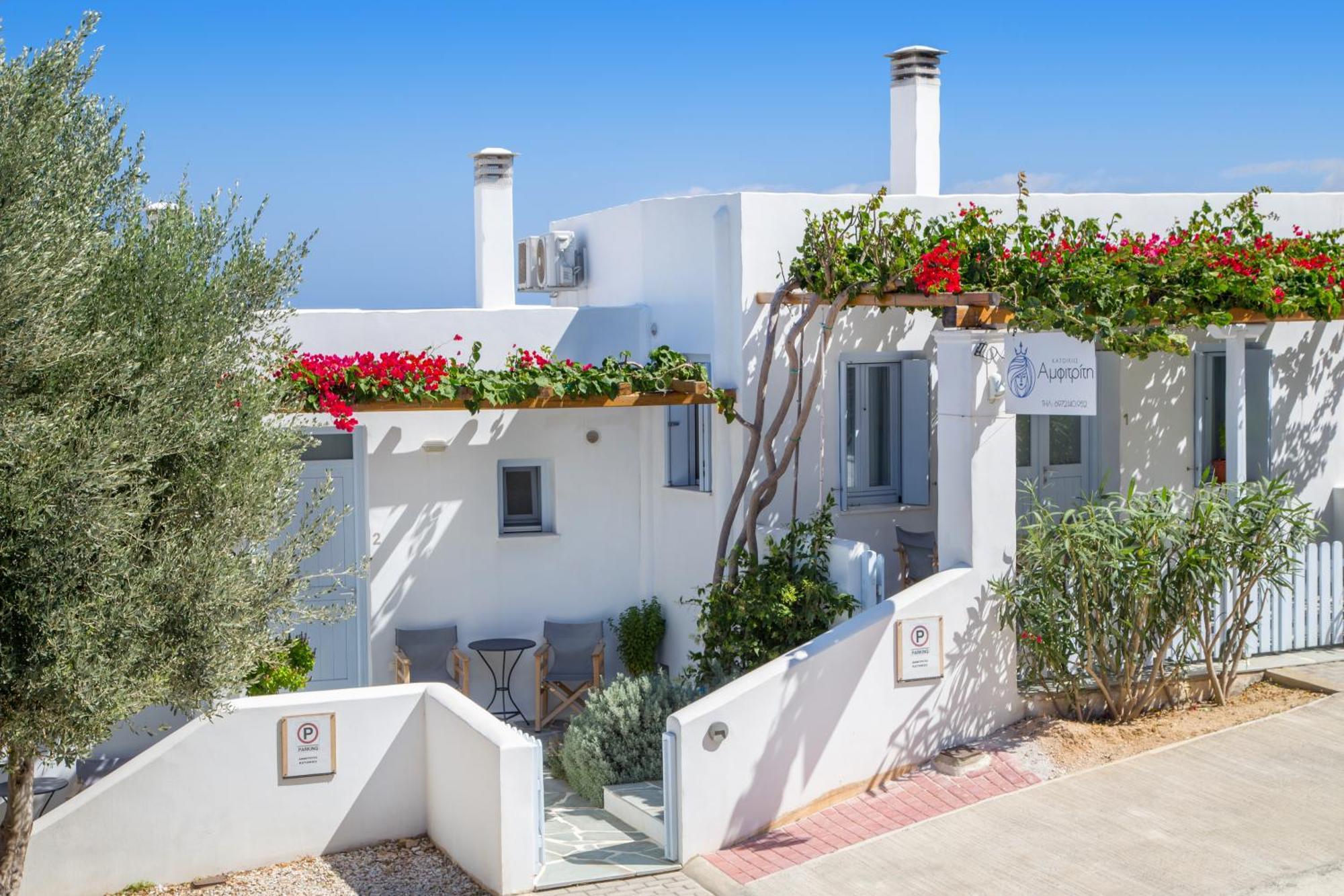 Amphitrite Apartments Skyros Exterior photo