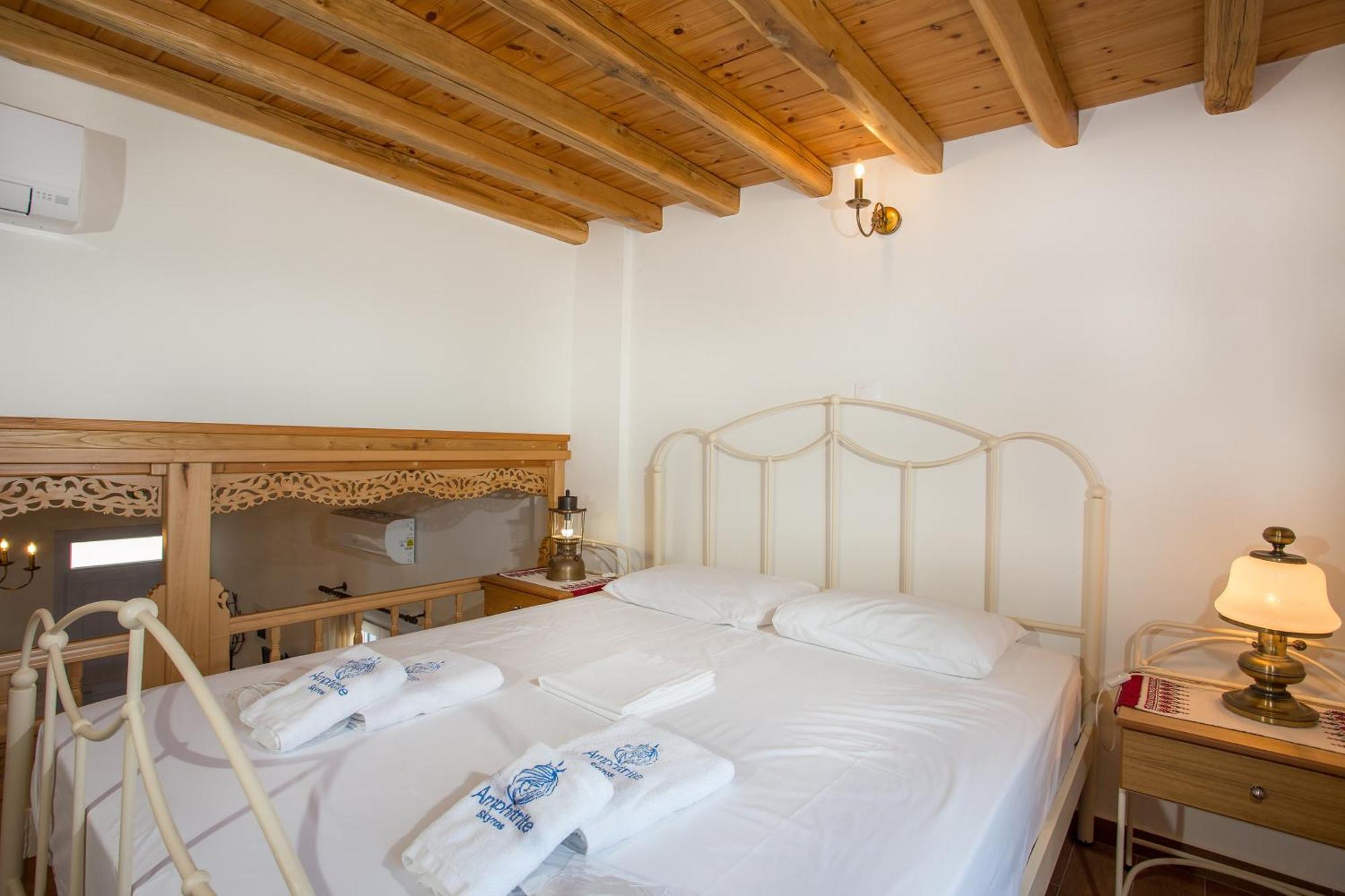 Amphitrite Apartments Skyros Exterior photo